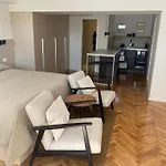 Nikval Apartmán