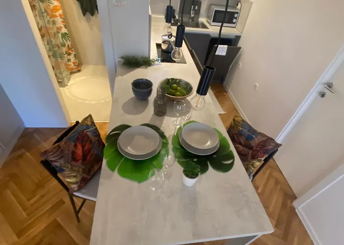 Nikval * Ρόβινι