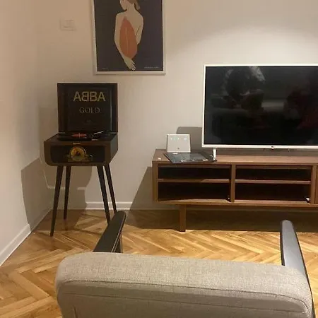 Apartment Nikval *