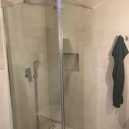 Apartment Nikval