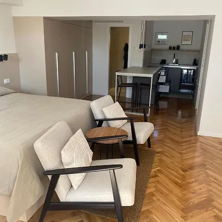 Nikval Apartment