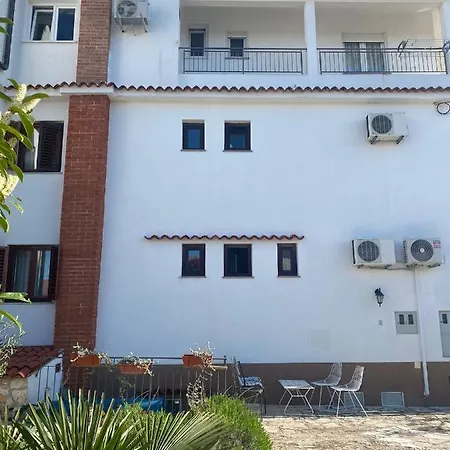 Nikval Apartment *