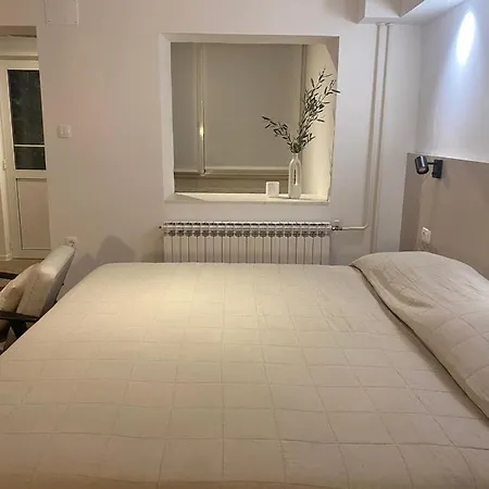 Apartment Nikval