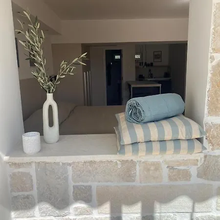 Nikval Apartment *