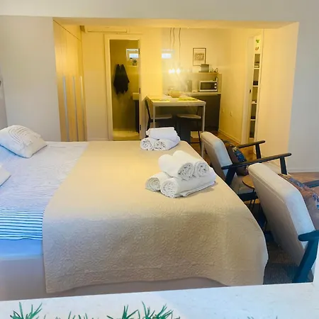 Appartement Nikval *