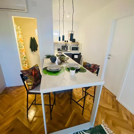 Nikval *